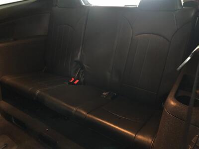 2016 Chevrolet Traverse LTZ - Photo 16 - Saint Louis, MI 48880-9800