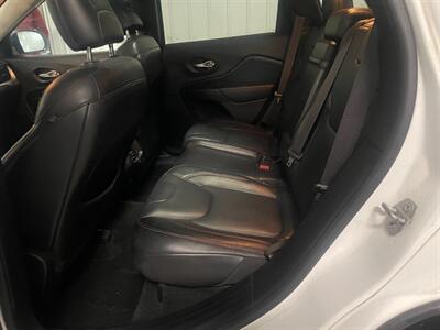 2014 Jeep Cherokee Trailhawk   - Photo 18 - Saint Louis, MI 48880-9800