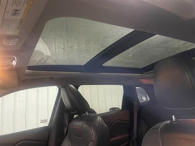 2014 Jeep Cherokee Trailhawk   - Photo 16 - Saint Louis, MI 48880-9800