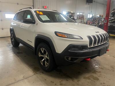 2014 Jeep Cherokee Trailhawk   - Photo 3 - Saint Louis, MI 48880-9800