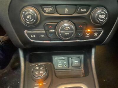 2014 Jeep Cherokee Trailhawk   - Photo 13 - Saint Louis, MI 48880-9800