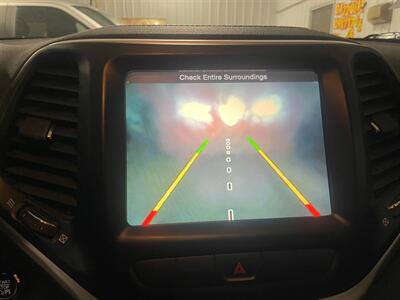 2014 Jeep Cherokee Trailhawk   - Photo 12 - Saint Louis, MI 48880-9800