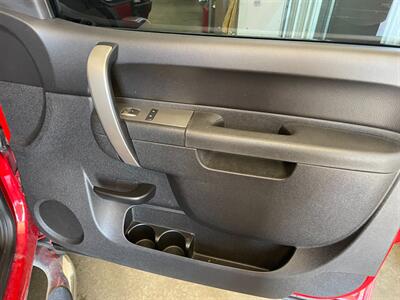 2013 Chevrolet Silverado 1500 LT - Photo 20 - Saint Louis, MI 48880-9800