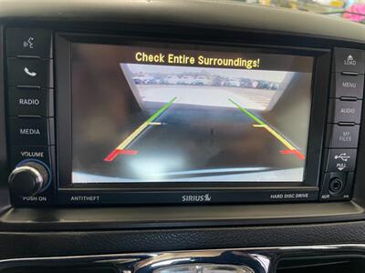 2015 Chrysler Town and Country Touring-L   - Photo 14 - Saint Louis, MI 48880-9800