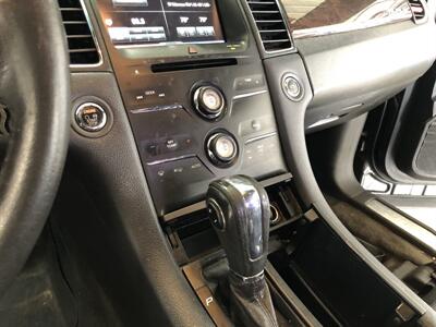 2015 Ford Taurus Limited   - Photo 12 - Saint Louis, MI 48880-9800