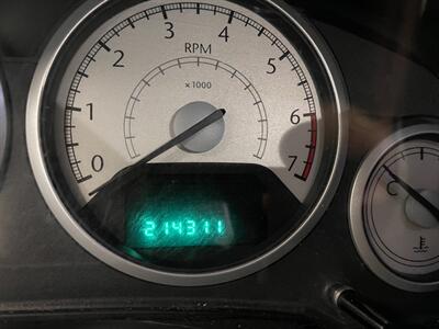 2010 Chrysler Town and Country Touring Plus   - Photo 10 - Saint Louis, MI 48880-9800