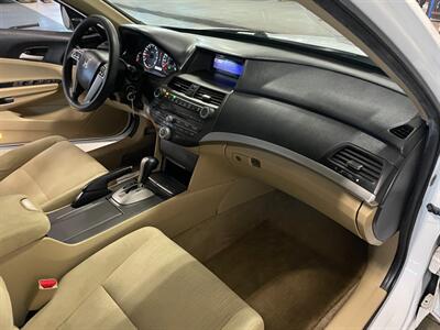 2012 Honda Accord LX   - Photo 18 - Saint Louis, MI 48880-9800