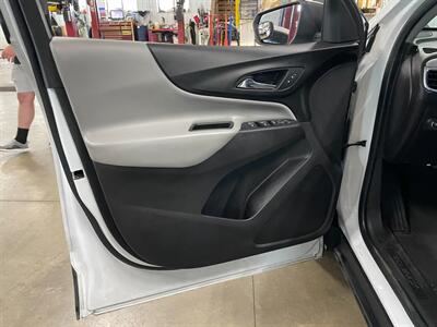 2019 Chevrolet Equinox LS - Photo 20 - Saint Louis, MI 48880-9800