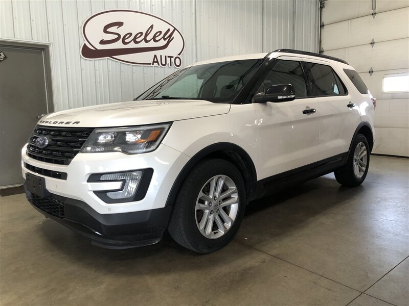2017 Ford Explorer Sport - Photo 1 - Saint Louis, MI 48880-9800