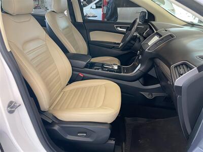 2019 Ford Edge SEL - Photo 16 - Saint Louis, MI 48880-9800