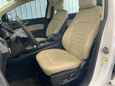2019 Ford Edge SEL - Photo 14 - Saint Louis, MI 48880-9800