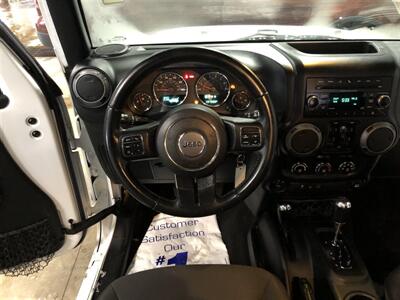 2017 Jeep Wrangler Sport   - Photo 7 - Saint Louis, MI 48880-9800