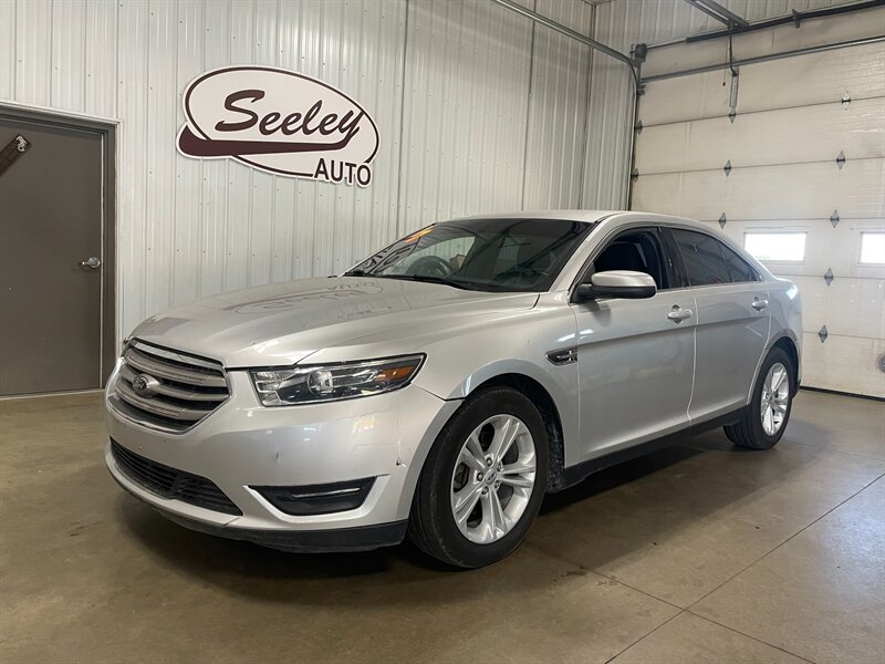 2017 Ford Taurus SEL   - Photo 1 - Saint Louis, MI 48880-9800