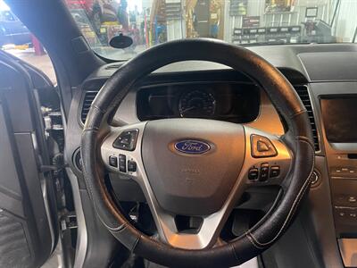 2017 Ford Taurus SEL - Photo 8 - Saint Louis, MI 48880-9800