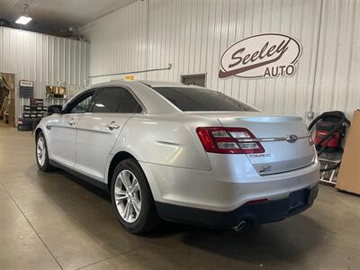 2017 Ford Taurus SEL - Photo 3 - Saint Louis, MI 48880-9800