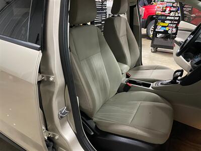 2018 Ford Focus SE - Photo 17 - Saint Louis, MI 48880-9800