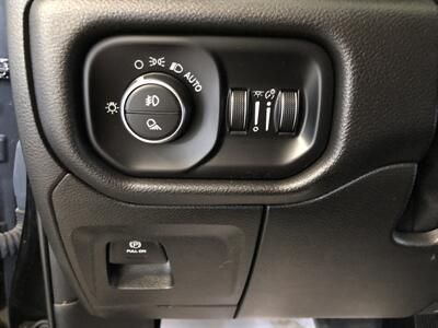 2019 RAM 1500 Big Horn   - Photo 12 - Saint Louis, MI 48880-9800