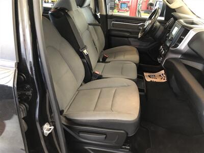 2019 RAM 1500 Big Horn   - Photo 23 - Saint Louis, MI 48880-9800