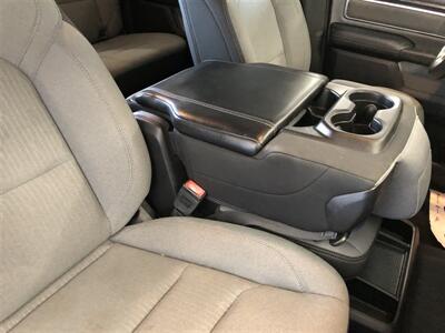 2019 RAM 1500 Big Horn   - Photo 24 - Saint Louis, MI 48880-9800
