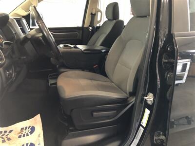 2019 RAM 1500 Big Horn   - Photo 18 - Saint Louis, MI 48880-9800