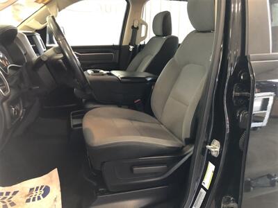 2019 RAM 1500 Big Horn   - Photo 19 - Saint Louis, MI 48880-9800