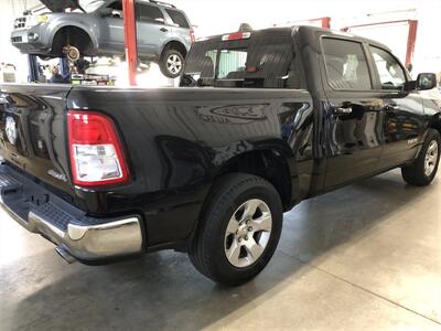 2019 RAM 1500 Big Horn   - Photo 6 - Saint Louis, MI 48880-9800