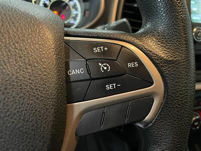 2014 Jeep Cherokee Sport - Photo 10 - Saint Louis, MI 48880-9800