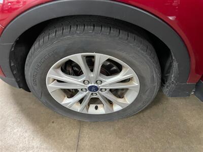 2017 Ford Escape SE   - Photo 21 - Saint Louis, MI 48880-9800