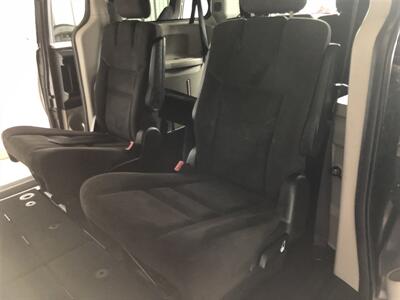 2016 Dodge Grand Caravan SXT   - Photo 15 - Saint Louis, MI 48880-9800