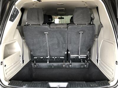 2016 Dodge Grand Caravan SXT   - Photo 8 - Saint Louis, MI 48880-9800