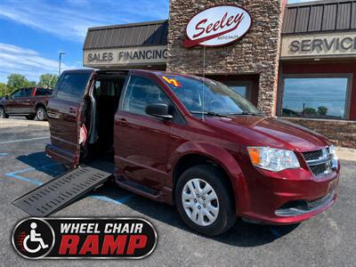 2017 Dodge Grand Caravan SE - Photo 1 - Saint Louis, MI 48880-9800