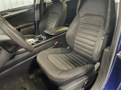 2014 Ford Fusion SE - Photo 11 - Saint Louis, MI 48880-9800