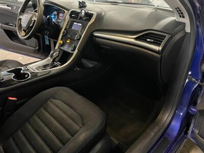 2014 Ford Fusion SE - Photo 15 - Saint Louis, MI 48880-9800
