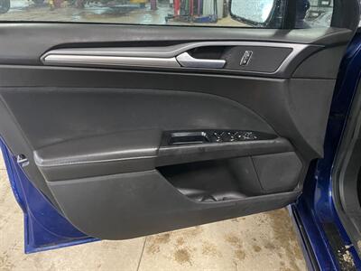 2014 Ford Fusion SE - Photo 16 - Saint Louis, MI 48880-9800