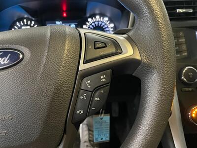 2014 Ford Fusion SE - Photo 9 - Saint Louis, MI 48880-9800