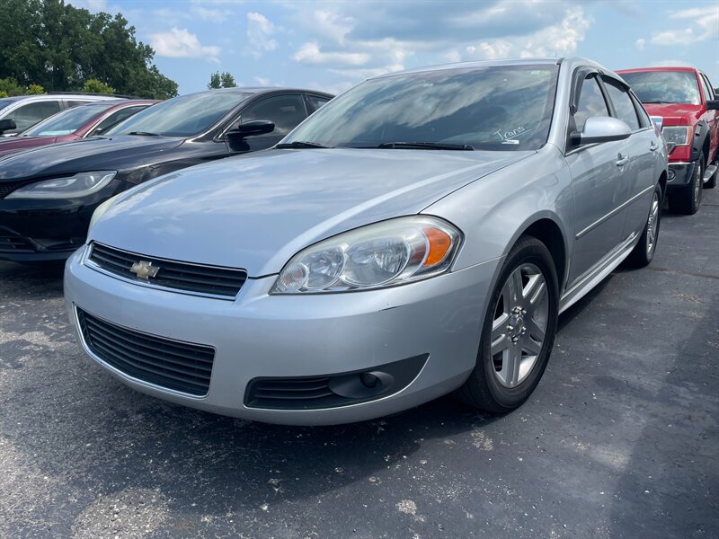 2011 Chevrolet Impala LT   - Photo 1 - Saint Louis, MI 48880-9800