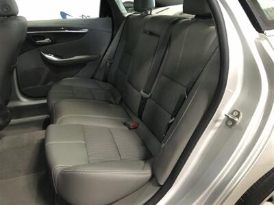 2018 Chevrolet Impala LS Fleet   - Photo 18 - Saint Louis, MI 48880-9800