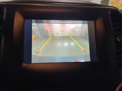 2019 Jeep Cherokee Latitude   - Photo 14 - Saint Louis, MI 48880-9800