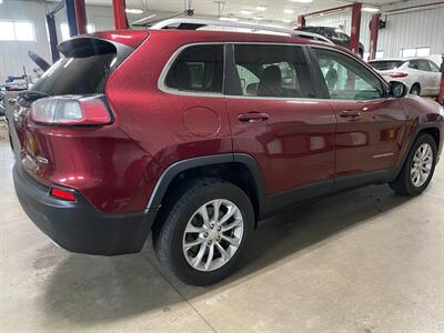 2019 Jeep Cherokee Latitude   - Photo 6 - Saint Louis, MI 48880-9800