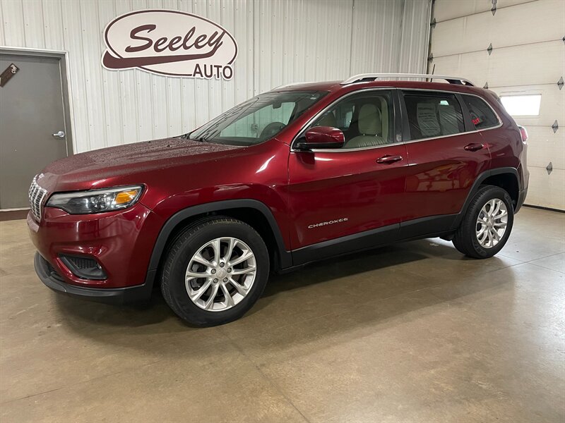 2019 Jeep Cherokee Latitude   - Photo 1 - Saint Louis, MI 48880-9800