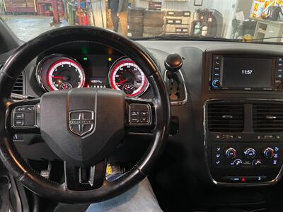 2018 Dodge Grand Caravan SE Plus   - Photo 7 - Saint Louis, MI 48880-9800