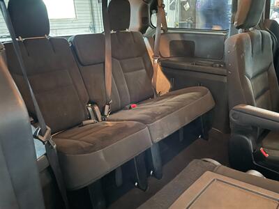 2018 Dodge Grand Caravan SE Plus   - Photo 18 - Saint Louis, MI 48880-9800