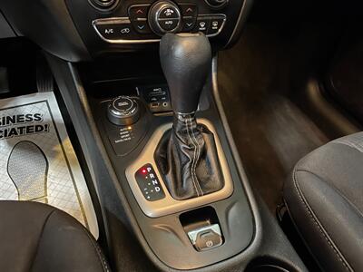 2015 Jeep Cherokee Latitude   - Photo 15 - Saint Louis, MI 48880-9800