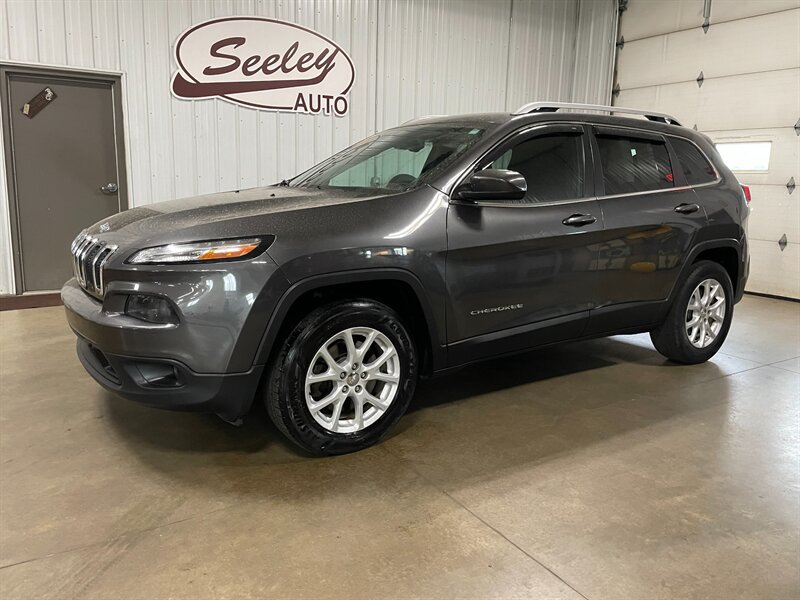 2015 Jeep Cherokee Latitude   - Photo 1 - Saint Louis, MI 48880-9800