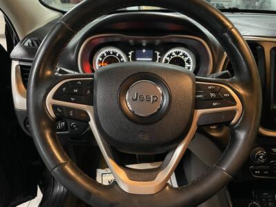 2015 Jeep Cherokee Latitude   - Photo 9 - Saint Louis, MI 48880-9800