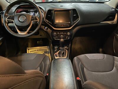 2015 Jeep Cherokee Latitude   - Photo 8 - Saint Louis, MI 48880-9800