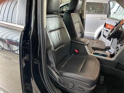 2010 Ford Flex Limited   - Photo 19 - Saint Louis, MI 48880-9800