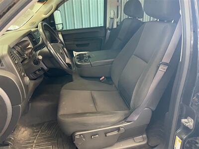 2013 Chevrolet Silverado 2500HD LT - Photo 14 - Saint Louis, MI 48880-9800
