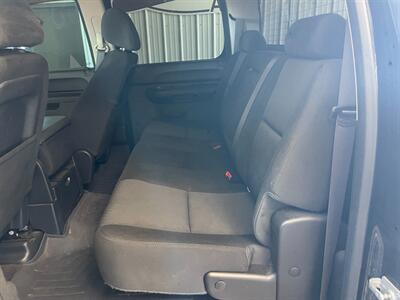 2013 Chevrolet Silverado 2500HD LT - Photo 15 - Saint Louis, MI 48880-9800