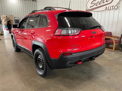2019 Jeep Cherokee Trailhawk - Photo 3 - Saint Louis, MI 48880-9800